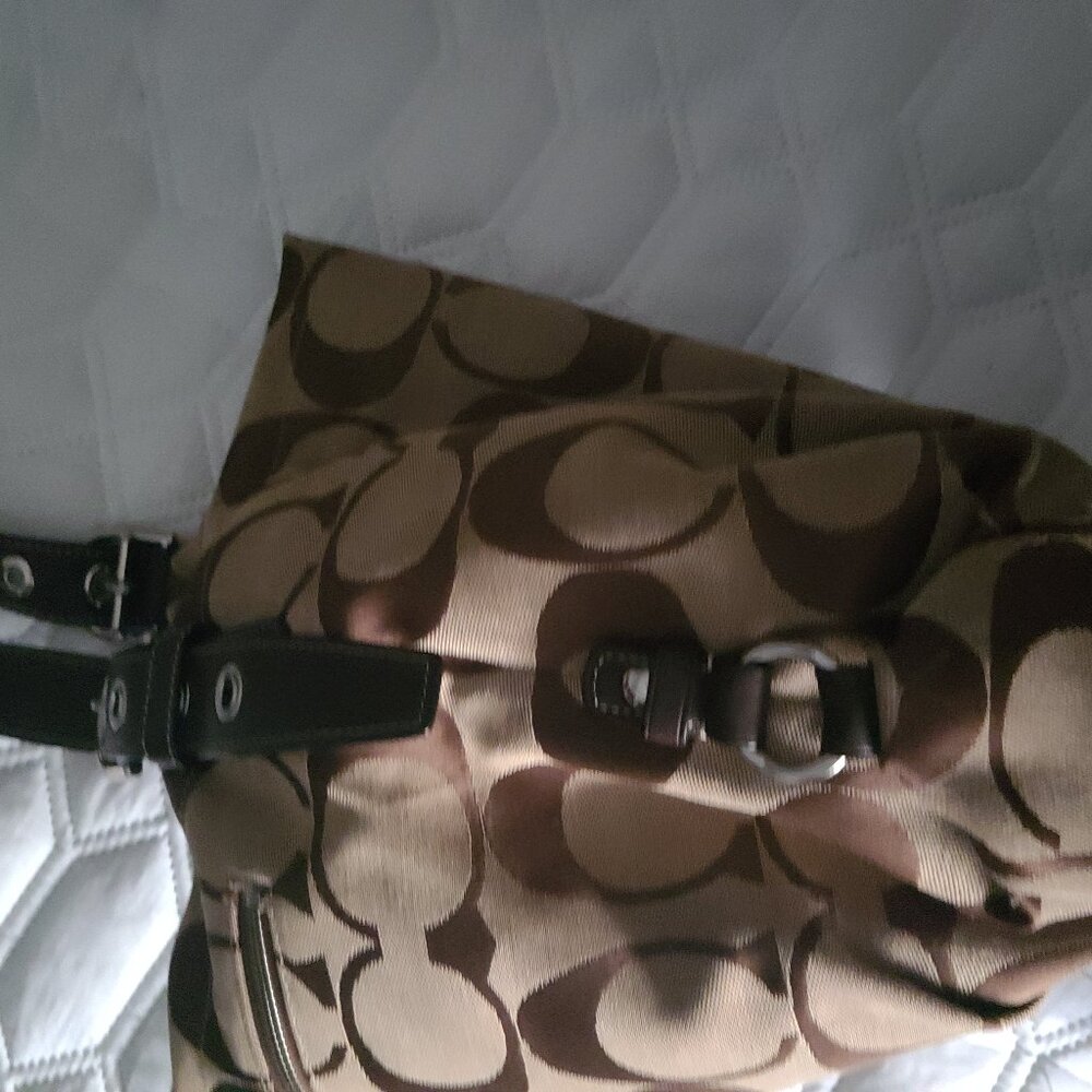 Authentic Coach Signature - Picture 5 of 9